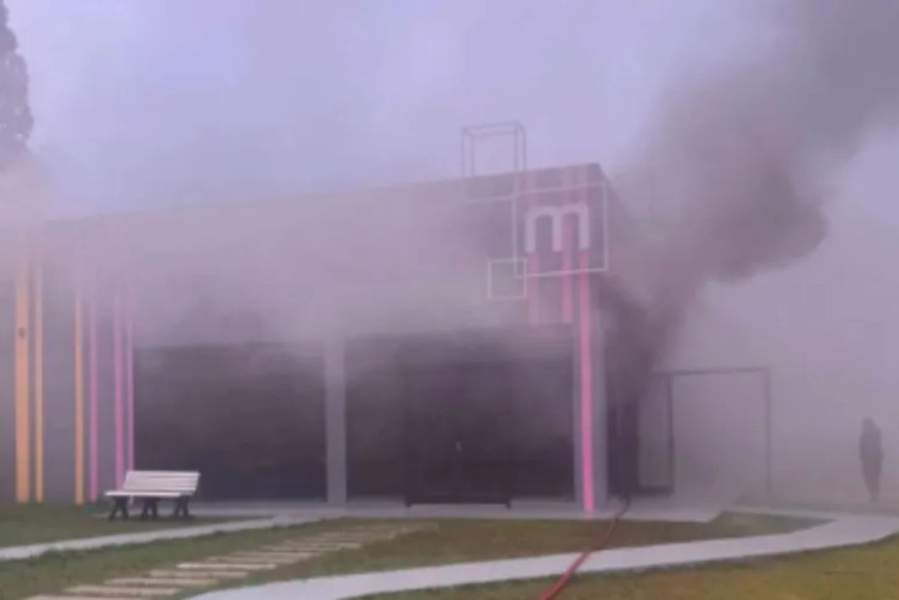 Robaron e incendiaron un salón de fiestas infantiles en Paraná: tuvo pérdidas totales