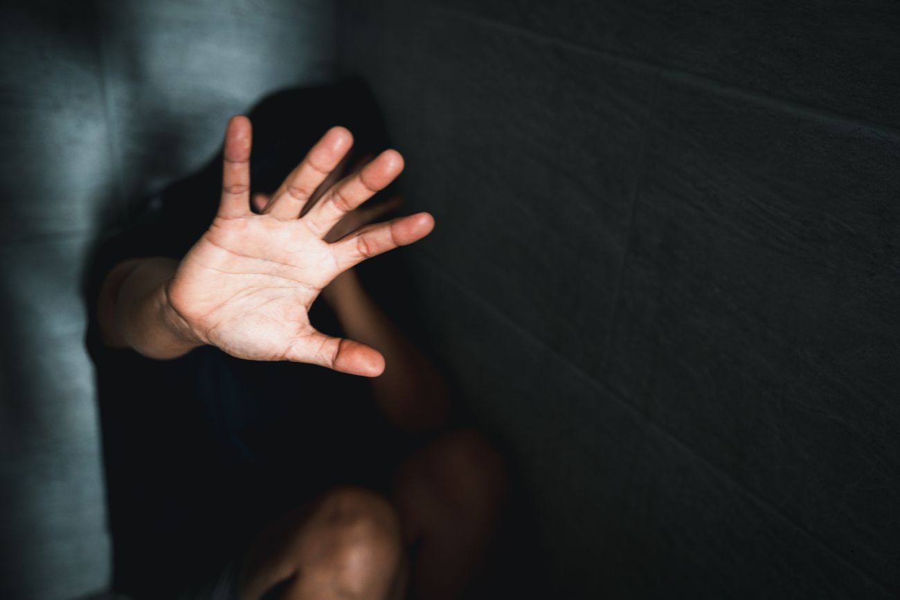 Condenaron a nueve años de prisión a un hombre por abusar de su nieta