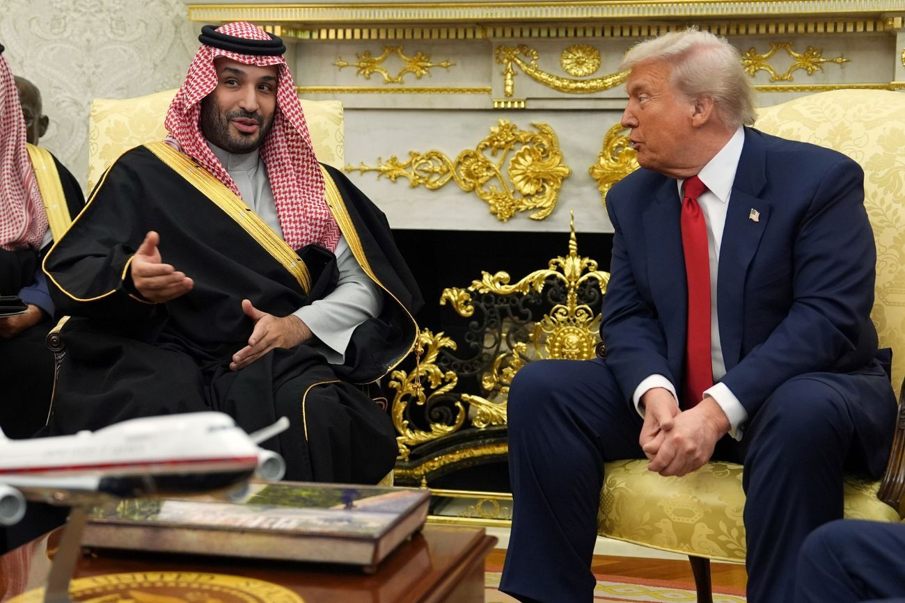 El presidente de Estados Unidos, Donald Trump, con el príncipe heredero de Arabia Saudita, Mohammed bin Salman. (AP / Archivo)
