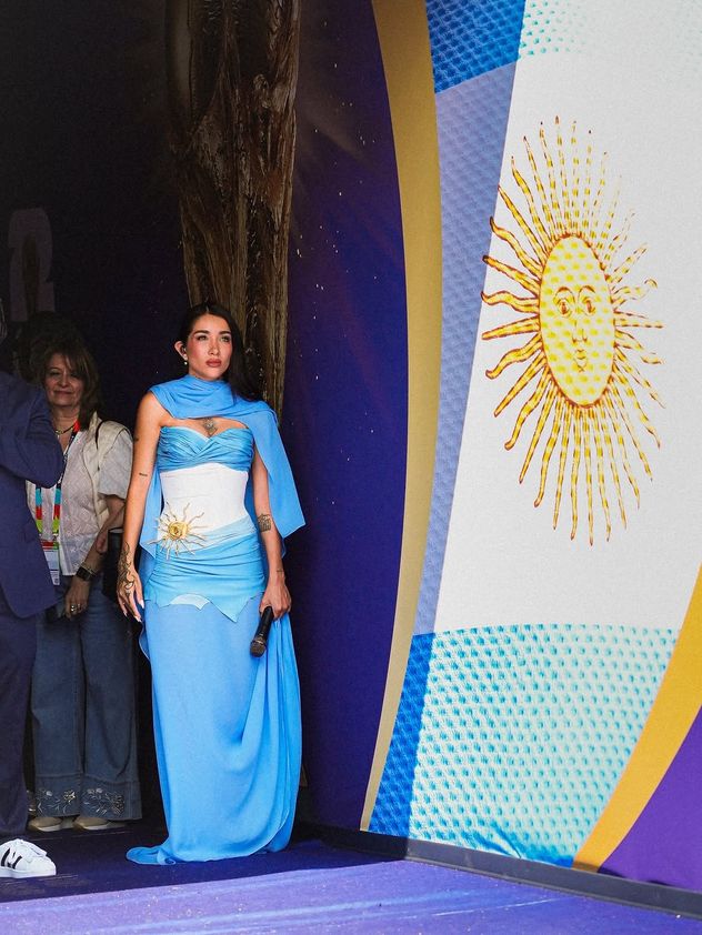 María Becerra apoyó a Argentina tras las críticas hacia el país.