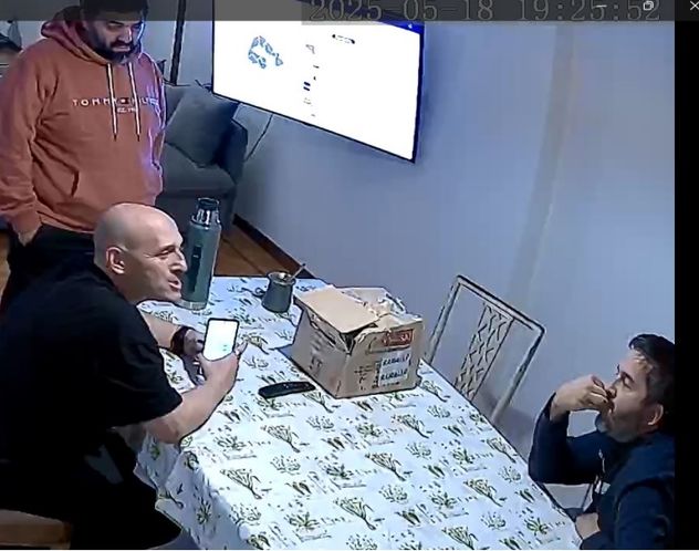 Javier Martín Tchukran, Ariel García y su hermano Daniel.