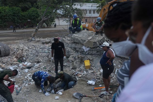 Venezuela. Se cumple un mes de los terribles terremotos.