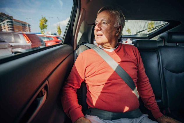 Cómo usan las apps de movilidad las personas mayores. 