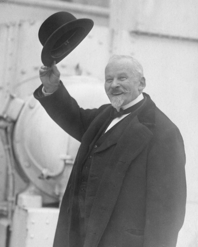 El creador del llamado "método Coué" se convirtió en una celebridad mundial en la década de 1920.