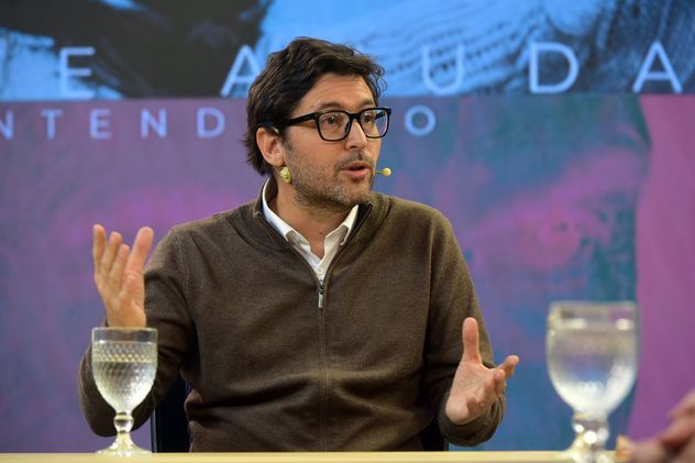Federico Cortelletti, delegado del gremio de empleados judiciales, en el programa Voz y Voto. (Nicolás Bravo / La Voz)