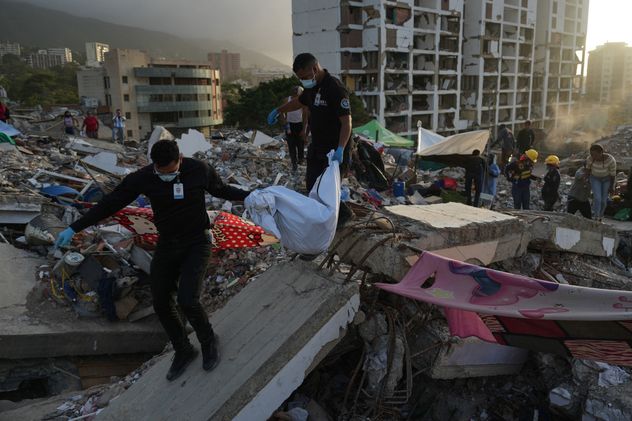 Venezuela. Se cumple un mes de los terribles terremotos.