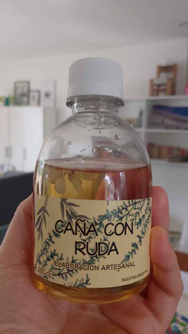 Caña con ruda. 