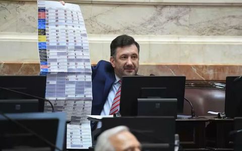 Lavado de activos en Paraguay: dictaron nueva prisión domiciliaria para el exsenador Edgardo Kueider
