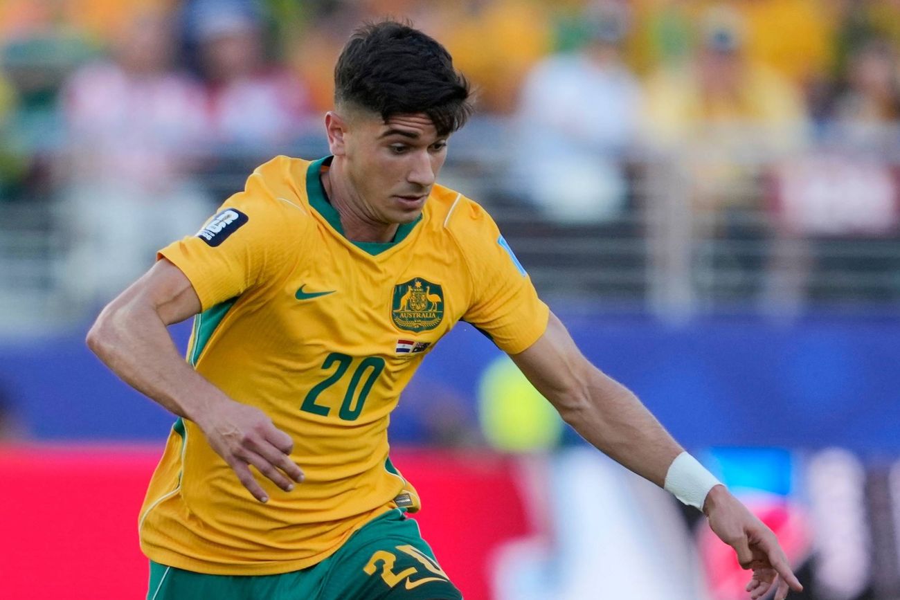 Cristian Volpato durante el partido con Paraguay.