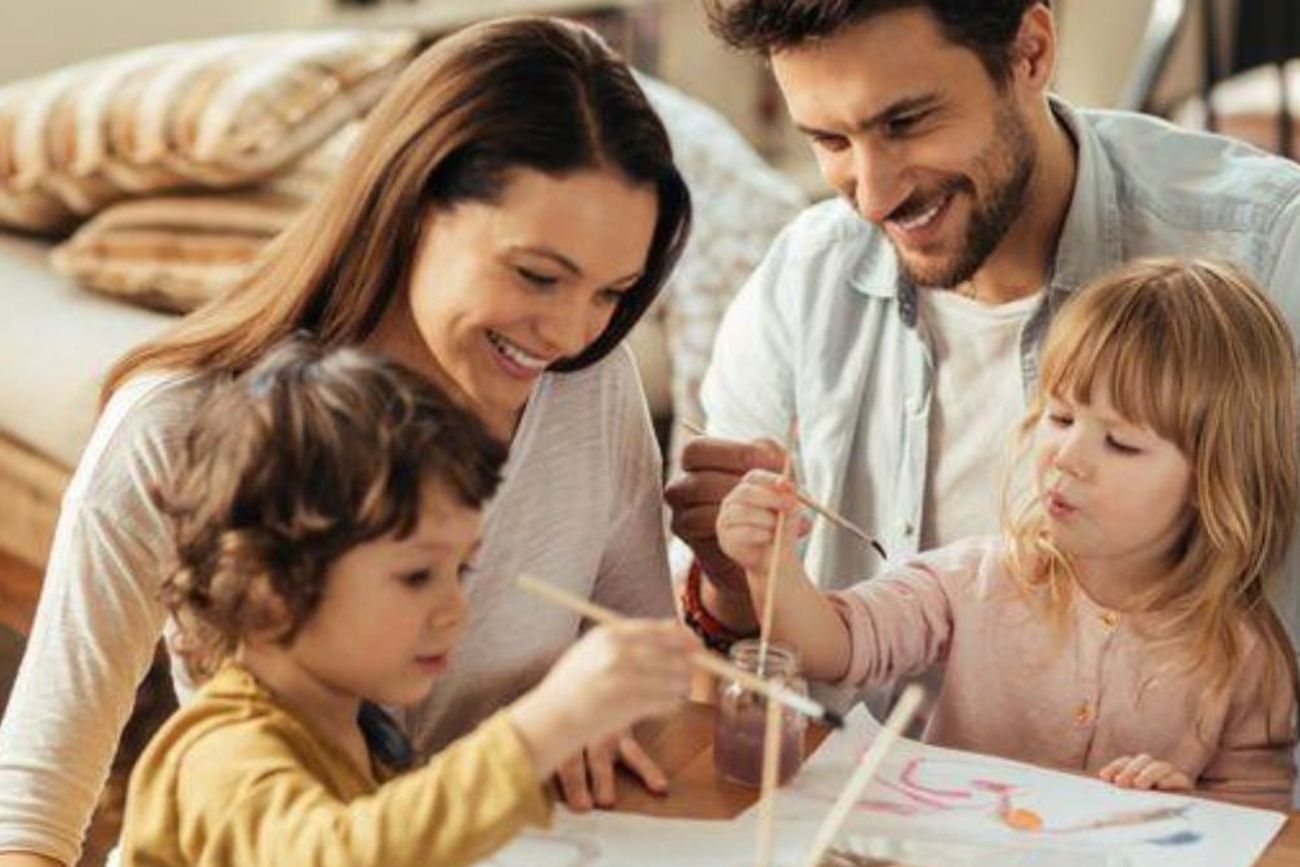 Las vacaciones de invierno ofrecen una oportunidad para compartir tiempo de calidad con los chicos a través del juego, las conversaciones y actividades sencillas que fortalecen el vínculo familiar.