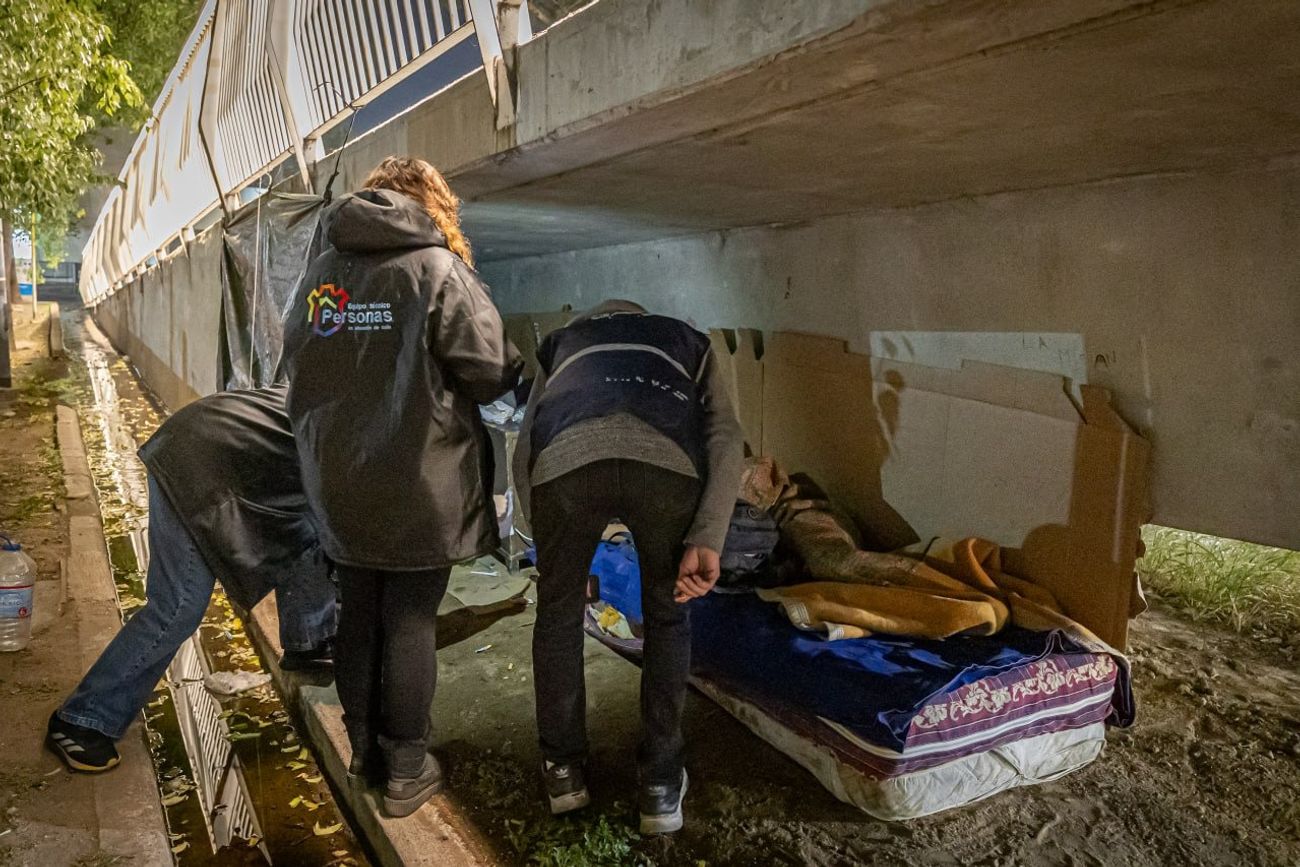 Córdoba ya asistió a 2.240 personas en situación de calle: crecen los casos por pérdida de empleo y desalojo. 