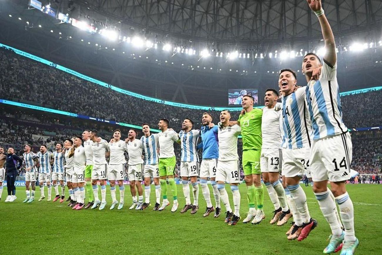 Una nueva generación de futbolistas buscará consolidarse en la Selección Argentina de cara al Mundial 2030, mientras varios campeones del mundo intentarán extender su ciclo con la Albiceleste.