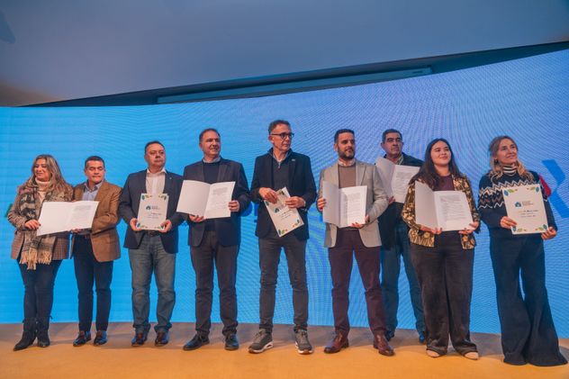 Autoridades de las instituciones que llevan a cabo el Concurso Escuelas Sustentables.
