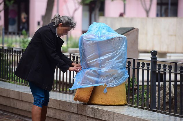 Ahora se suman con mayor frecuencia la pérdida de empleo y la imposibilidad de pagar alquileres. (José Hernández /La Voz)