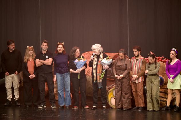 Como directora, celebrando el estreno de "Siete vidas".