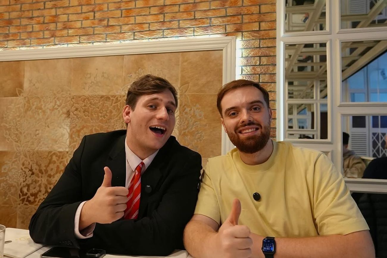 Gaspi e Ibai Llanos.