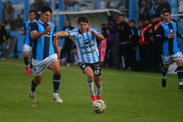 Racing de Córdoba enfrentó a San Telmo y le ganó sobre el final en Nueva Italia 