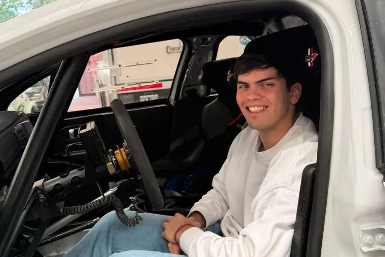 El juvenil piloto fueguino Santino Rossi, de 18  años, se impuso por primera vez en el Rally Cordobés. (Prensa Rally Cordobés)