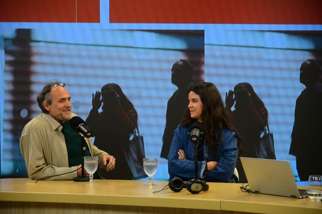 María Aparicio directora de cine y Roger Koza y critico de cine. 