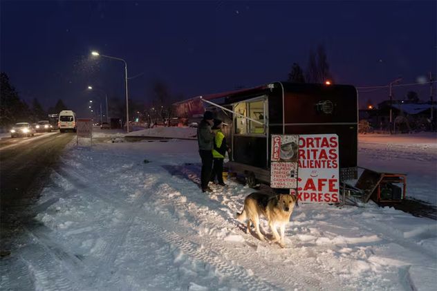 Bariloche, en emergencia por la intensa nevada.