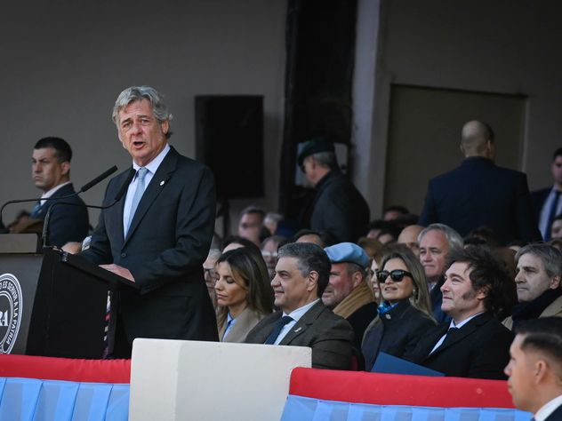 Nicolás Pino durante su discurso en la 138° Exposición Rural en Palermo.