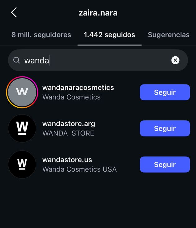 Zaira no sigue a Wanda en Instagram.
