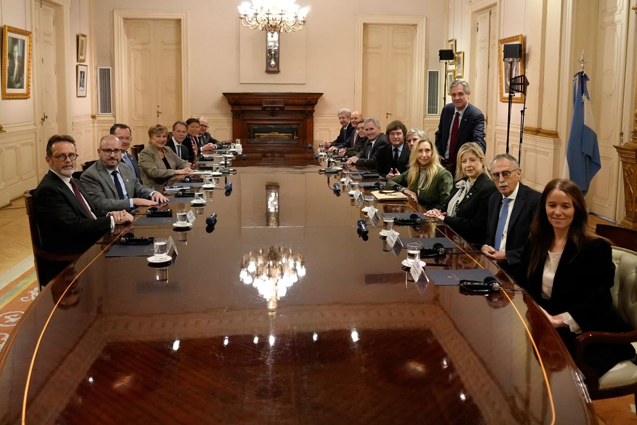 El presidente Javier Milei encabezó una reunión de gabinete ampliado junto a la directora gerente del Fondo Monetario Internacional (FMI), Kristalina Georgieva.