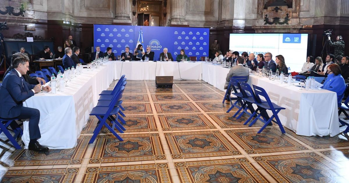 APOYO. La reforma cuenta con el aval del sector privado.