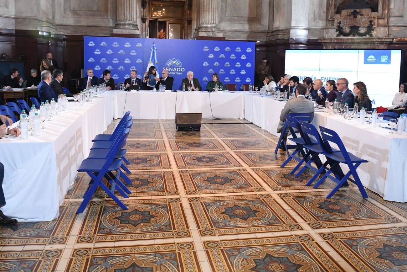 APOYO. La reforma cuenta con el aval del sector privado.