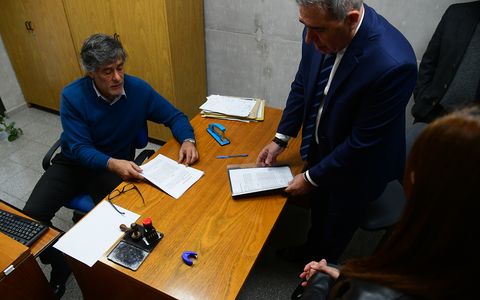 Tribunos de Cuenta presentan una denuncia contra Caminos de las Sierras por el sobreprecio en la obra pública de la Provincia de Córdoba.