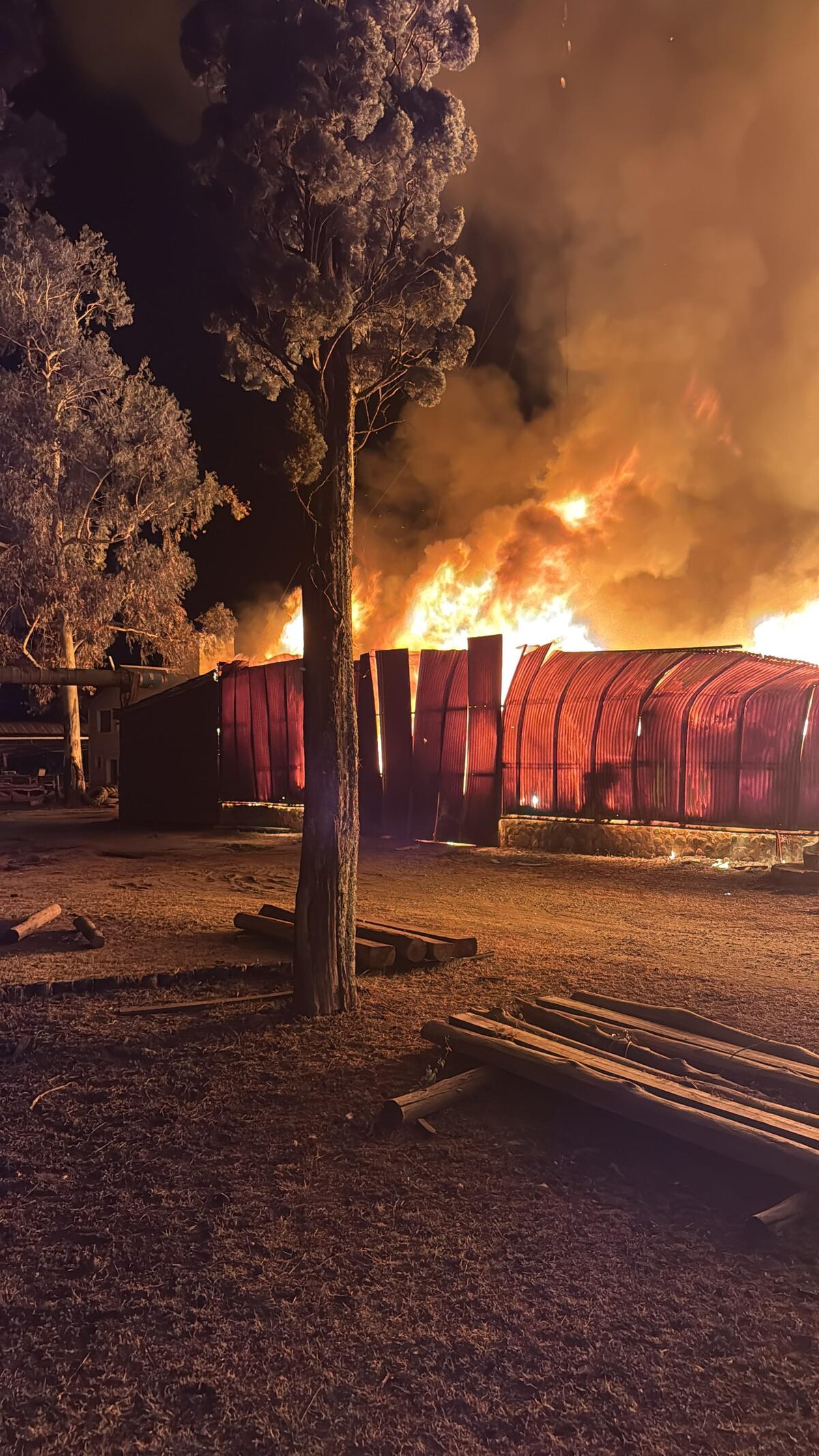 Incendio en Villa del Prado. (Gentileza)