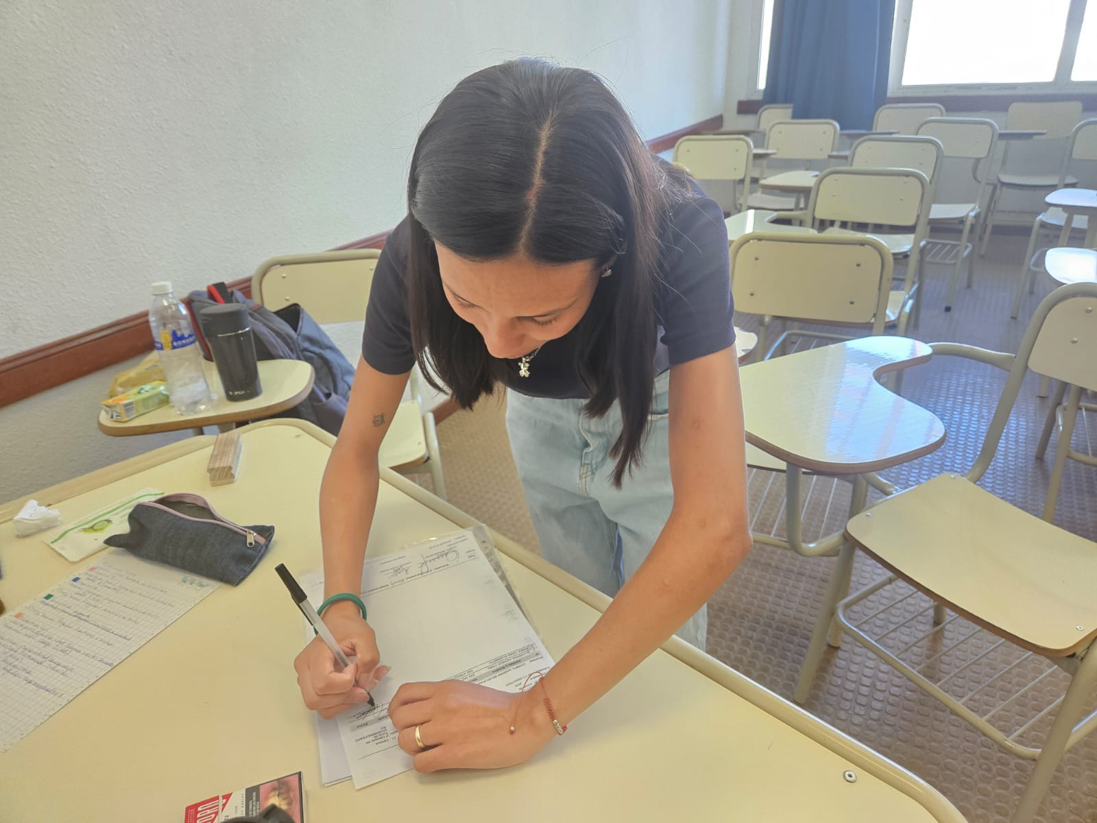 Oficial inspectora Dana Pirez, Técnica Universitaria en Interpretación de Lengua de Señas. (Policía de Córdoba)