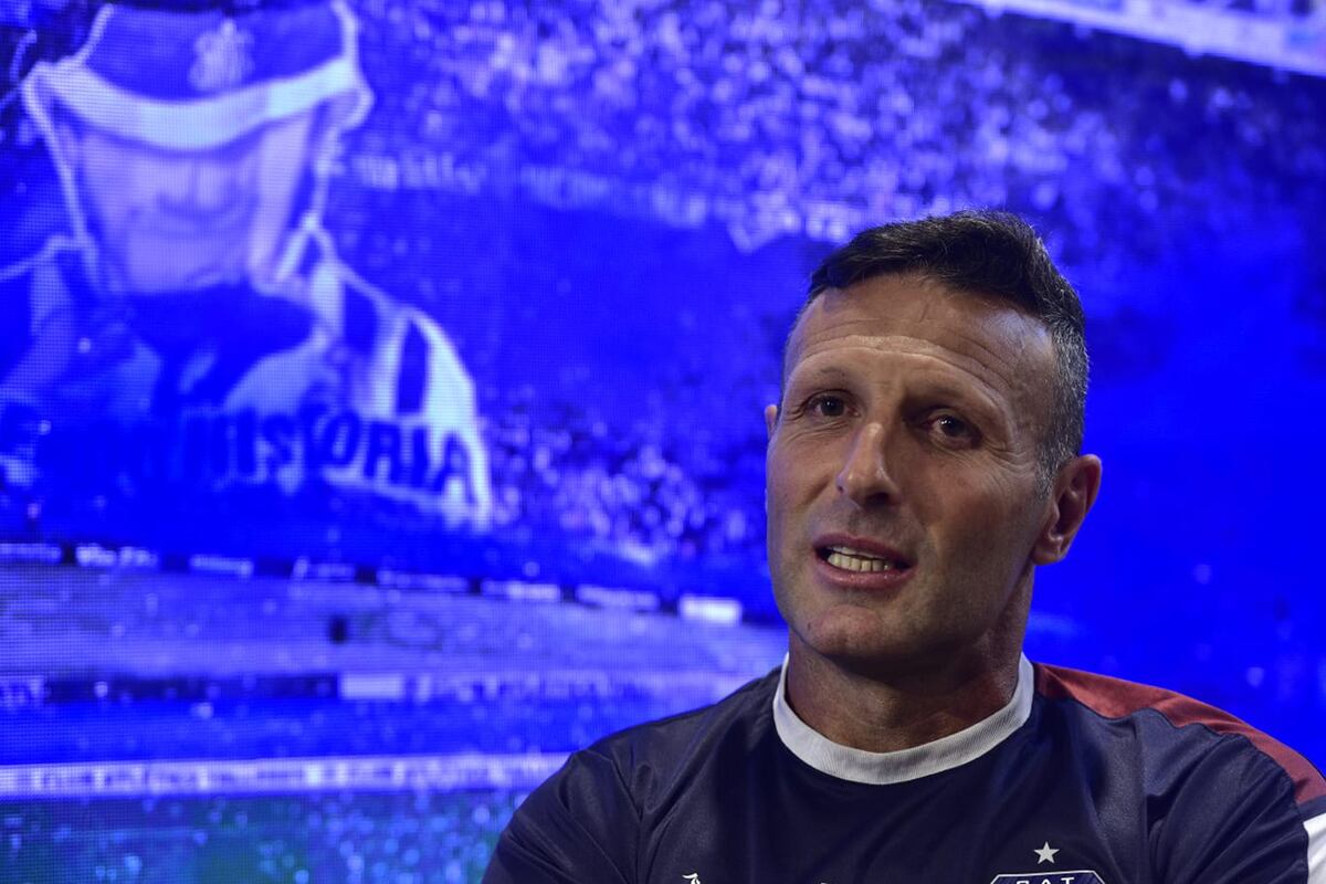 Walter Ribonetto, DT de Talleres . (José Gabriel Hernández / La Voz)
