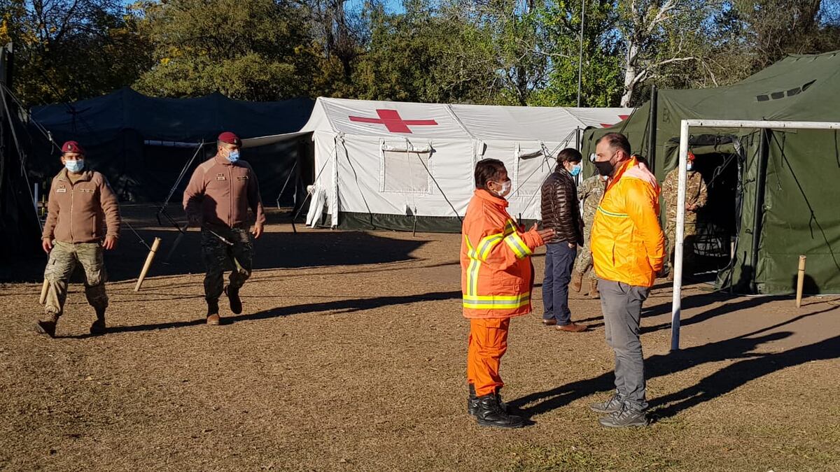 Nuevo hospital de campaña en Unquillo. (Nicolás Bravo / La Voz)