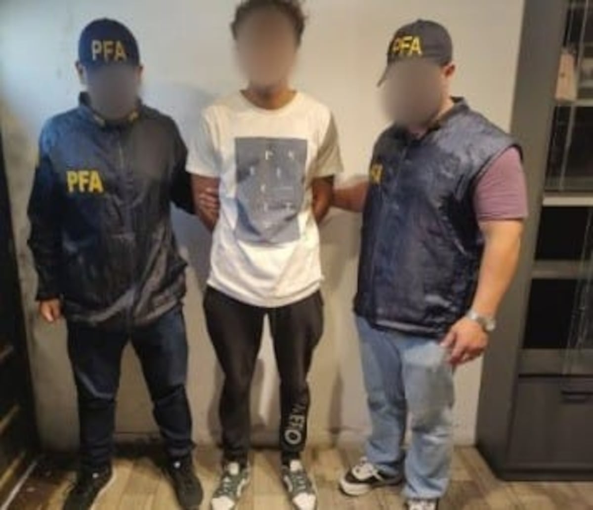 Operativos con detenidos. (PFA)