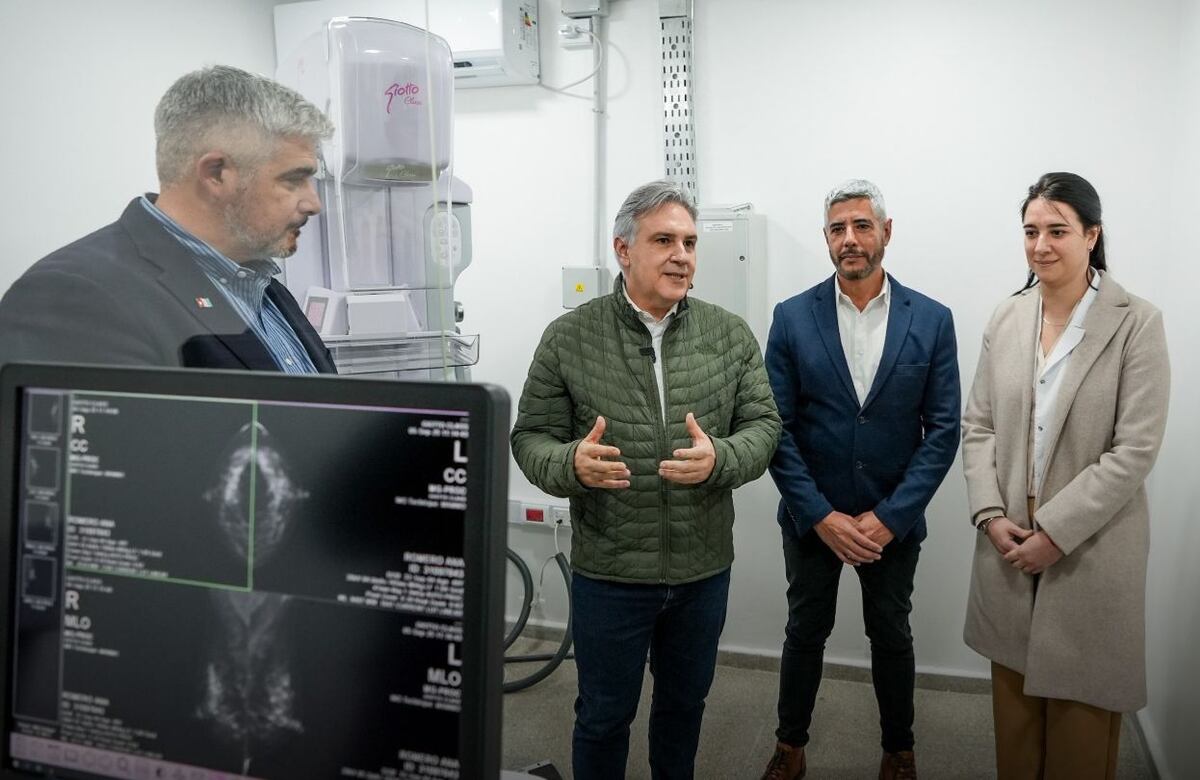 El gobernador y el ministro de Salud en el hospital (Gobierno de Córdoba)