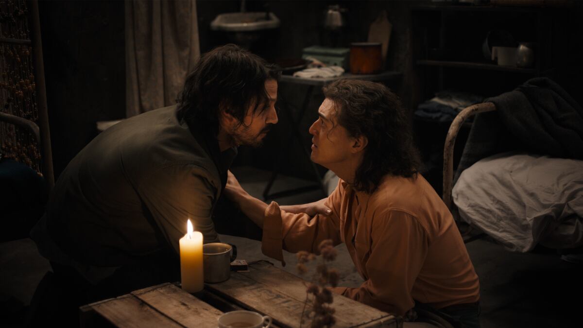 "El beso de la mujer araña", con Jennifer Lopez, Diego Luna, Tonatiuh Elizarraz, Bruno Bichir y Josefina Scaglione. (BF Paris)