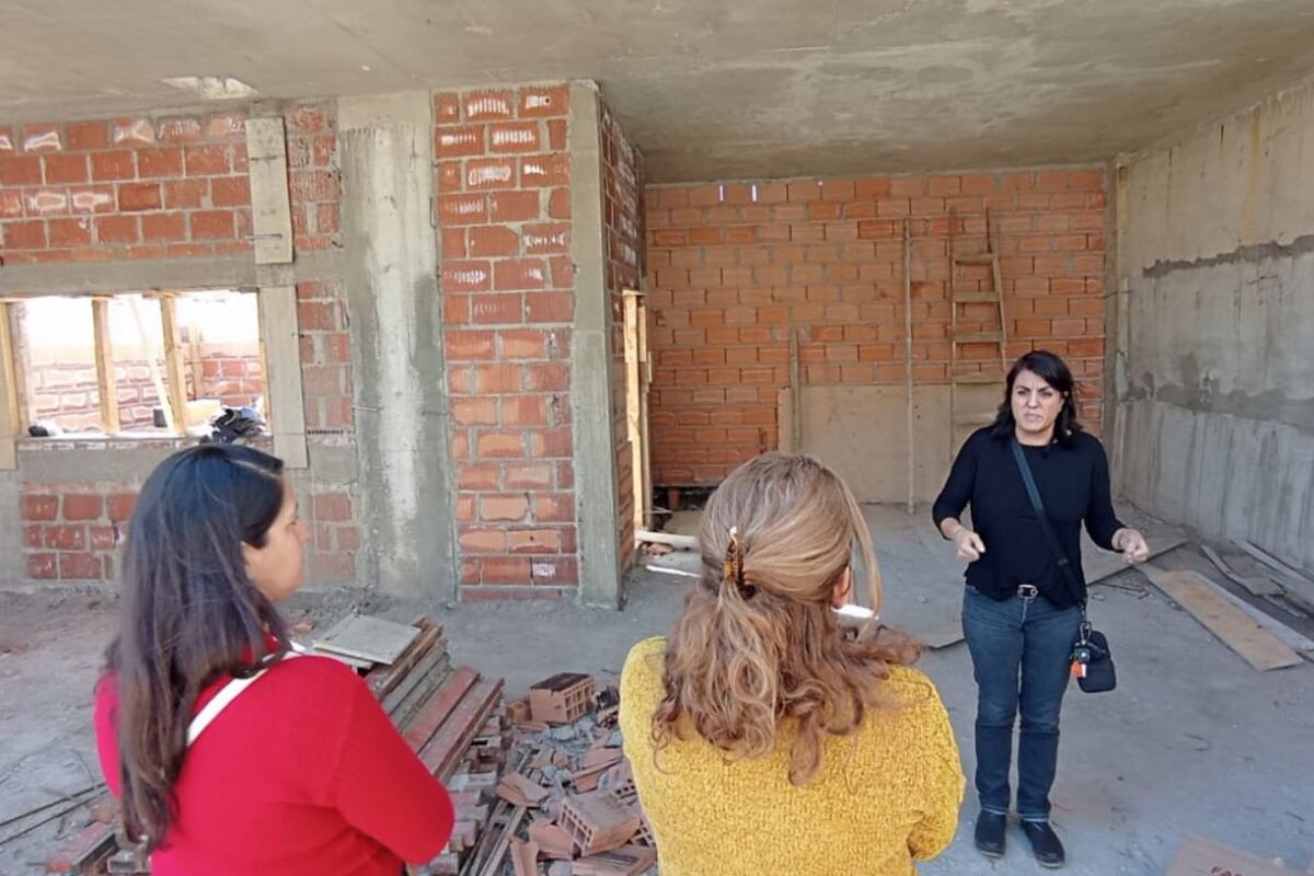 Las familias entregarán una carta al nuevo Gobernador donde le solicitarán acciones urgentes para iniciar el ciclo lectivo 2024. (Asamblea escuelas Proa)