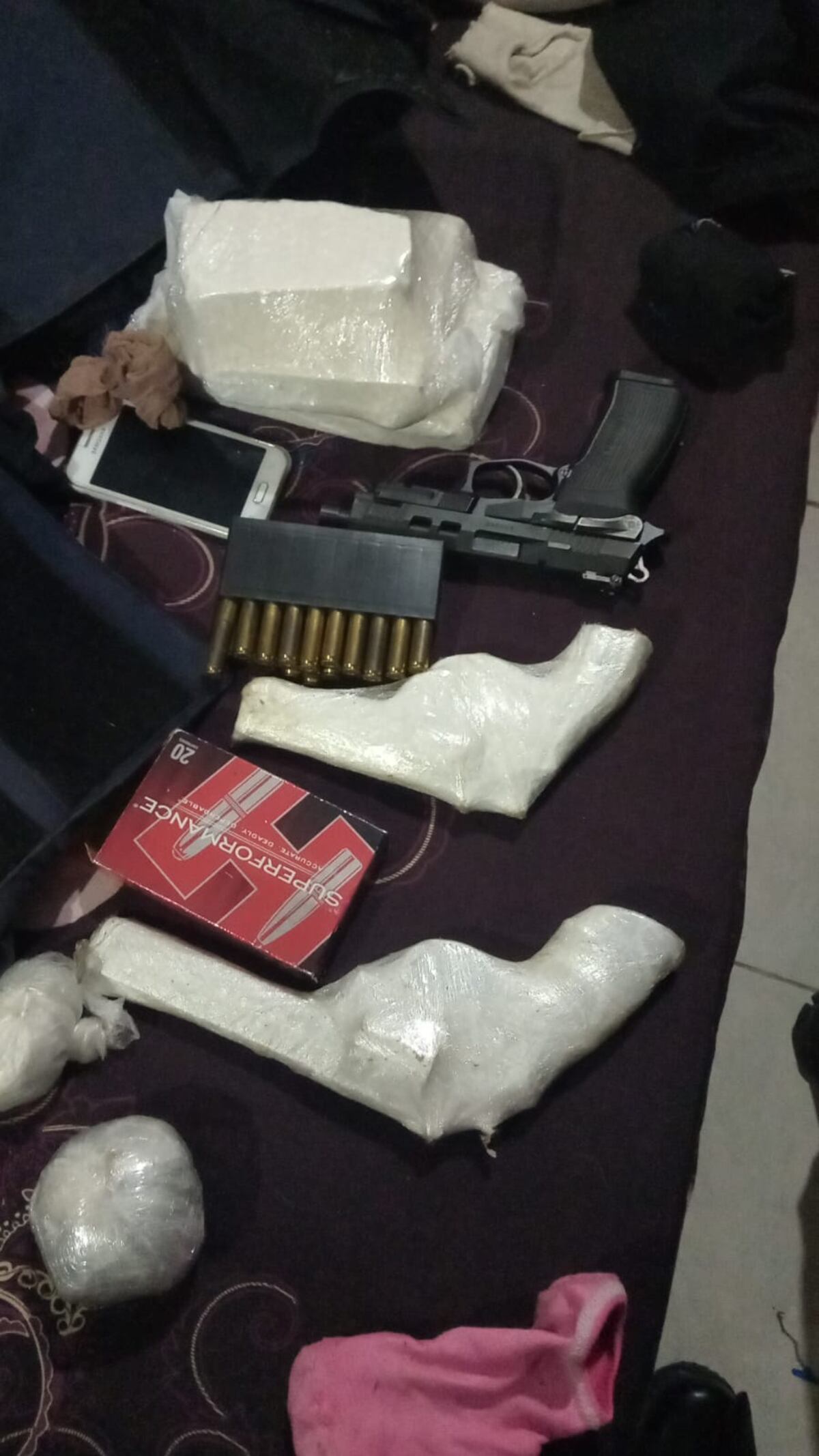 Operativo por drogas y armas en Río Cuarto. (Gentileza)