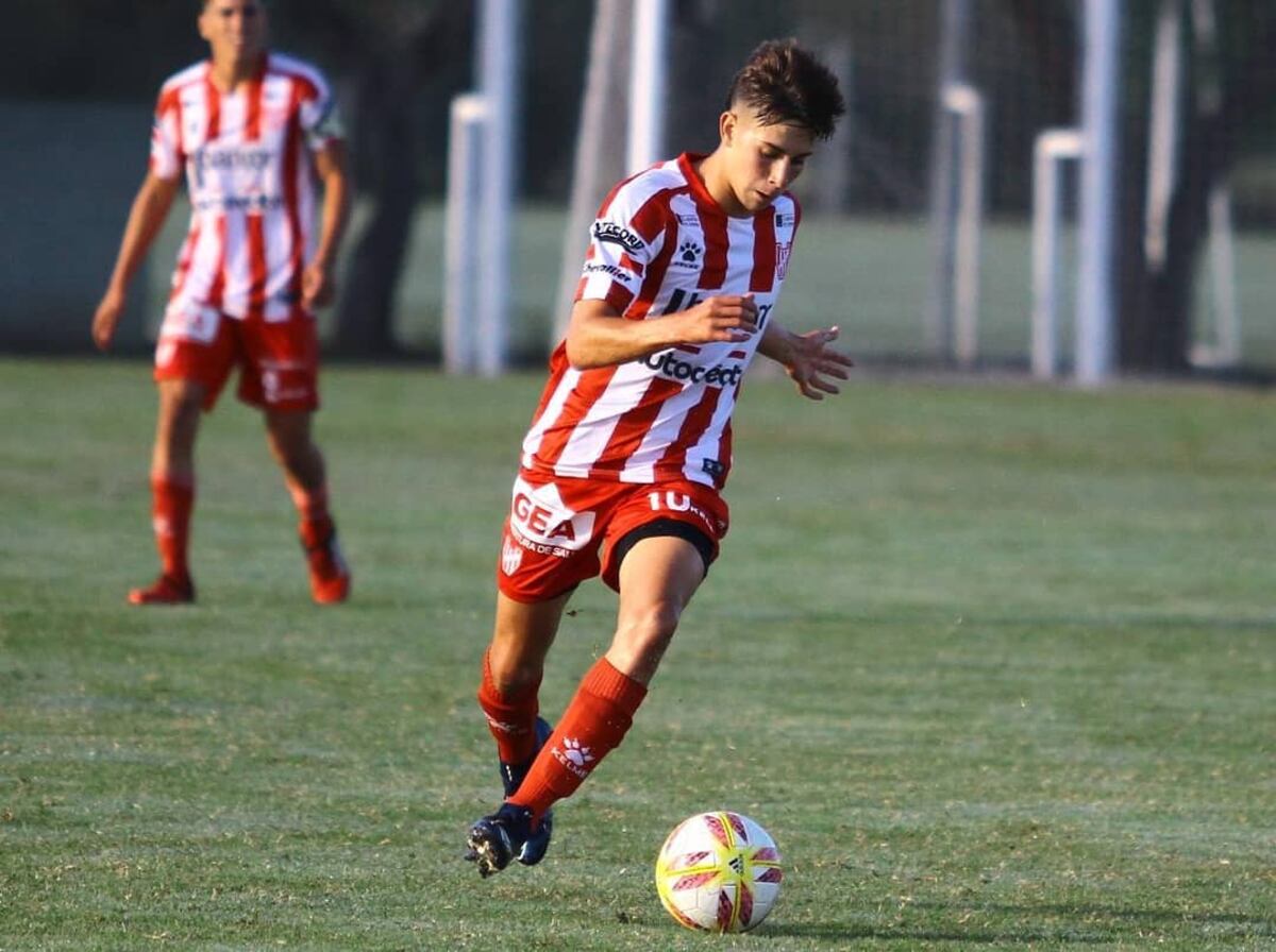 Martín Vera tiene 20 años, es oriundo de Monte Maiz y acaba de debutar en Instituto. Va por más. (Leandro Bustamante Gómez / Prensa Instituto)