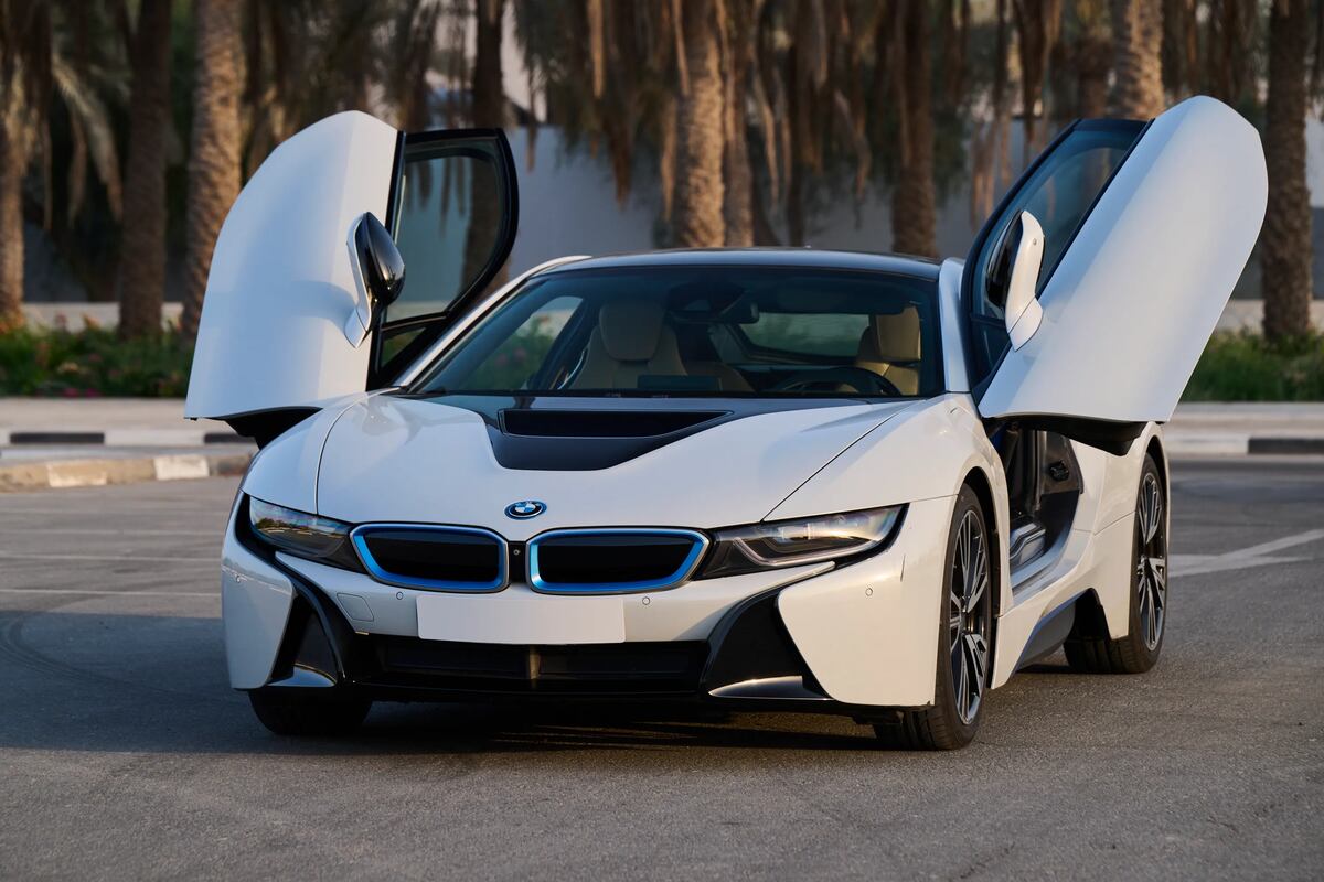 El BMW i8 que perteneció a Diego Armando Maradona y que se está subastando. (SBX Cars)