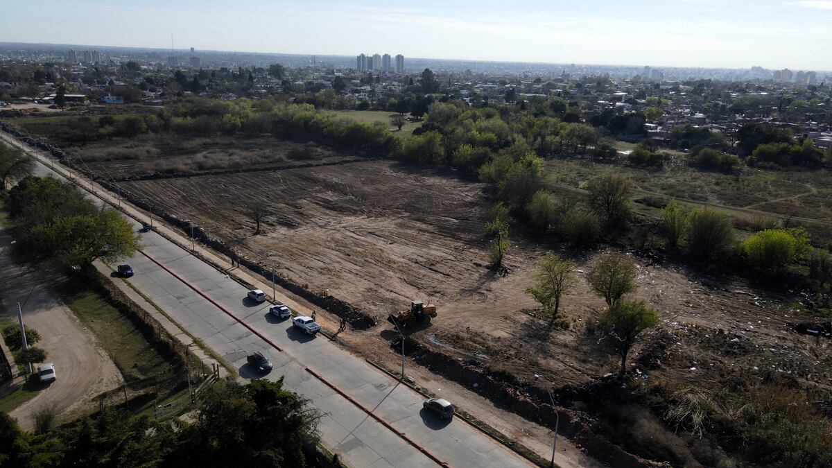 Limpieza del megabasural de Roque Arias, en la ciudad de Córdoba.
