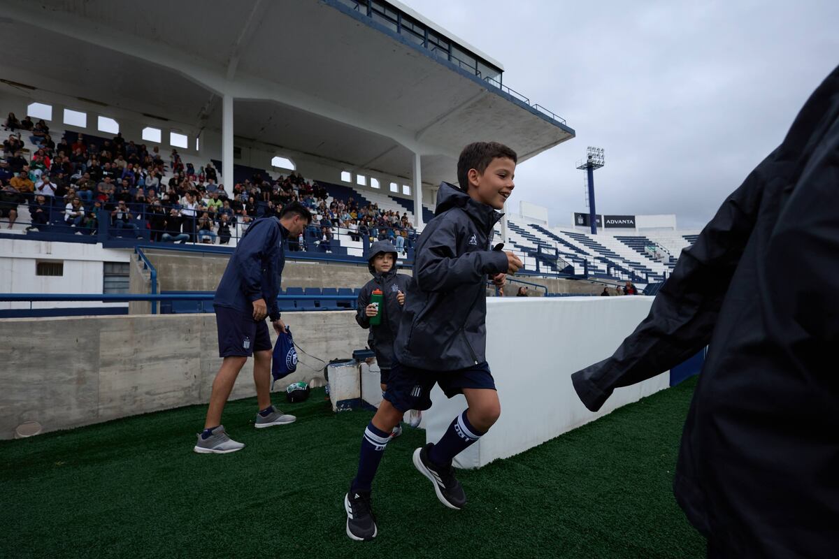 Campus Talleres: fútbol, valores y experiencias únicas para chicos y chicas. Del 16 al 20 de diciembre, niños y niñas podrán entrenar en el CARD Amadeo Nuccetelli y vivir el club desde adentro. (Prensa Talleres)