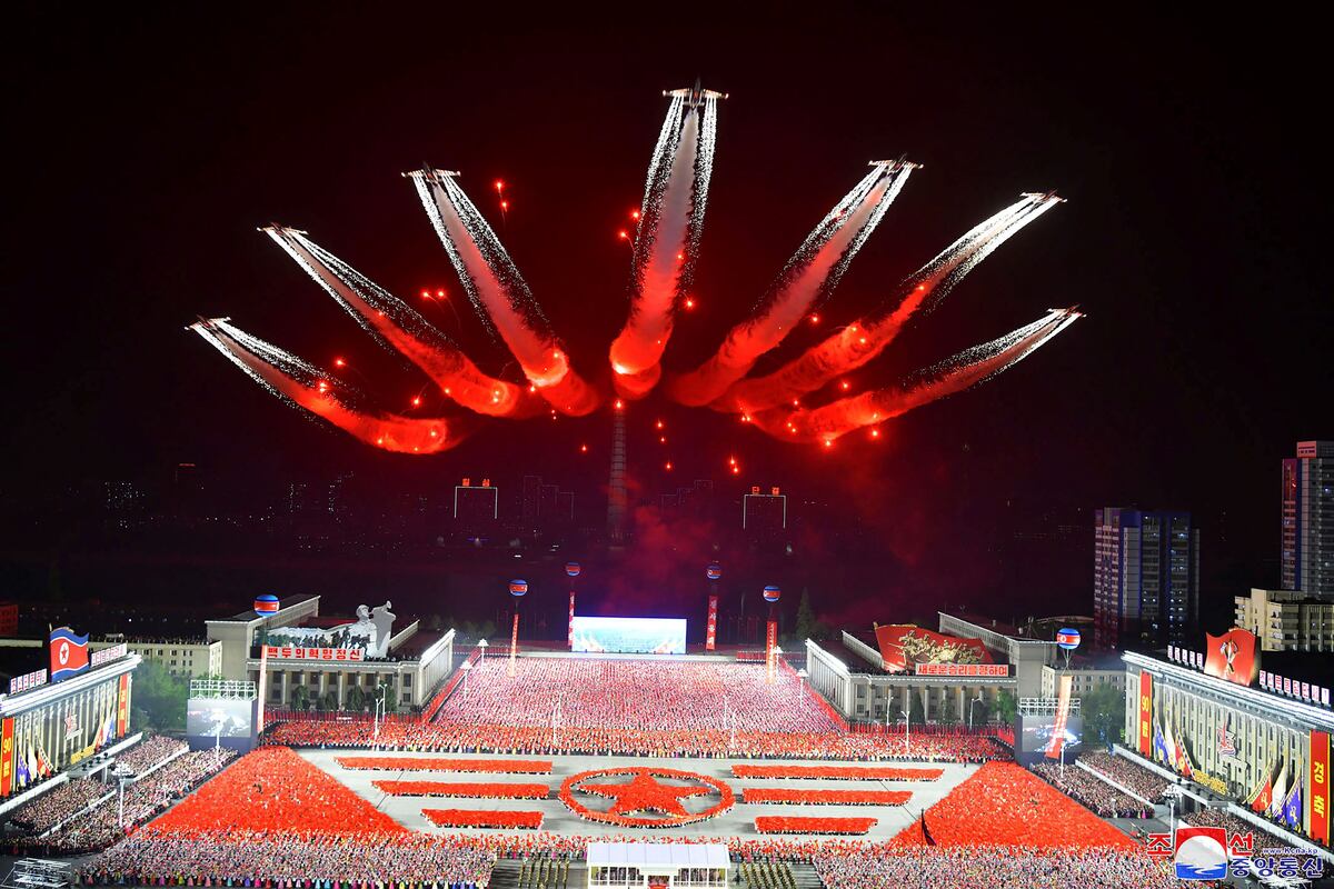 El impactante desfile militar en Corea del Norte (AP).