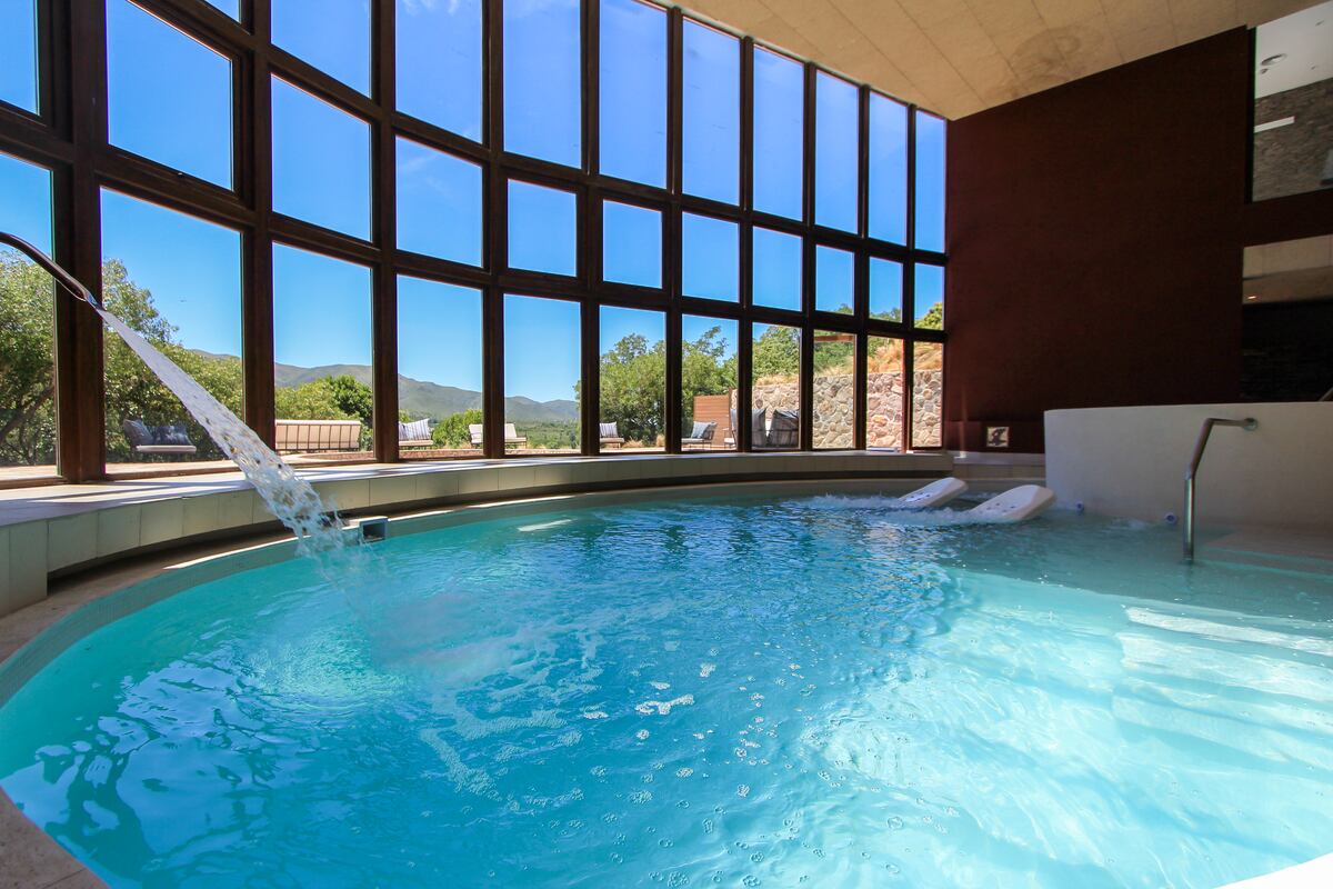 Spa & Wellness con estándares internacionales y esencia serrana.