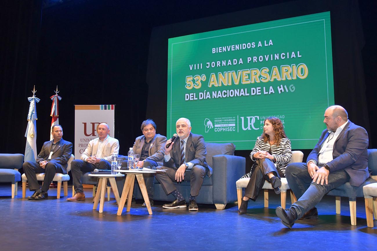 El colegio actúa como un puente entre el sector profesional, el entramado productivo y el Estado.