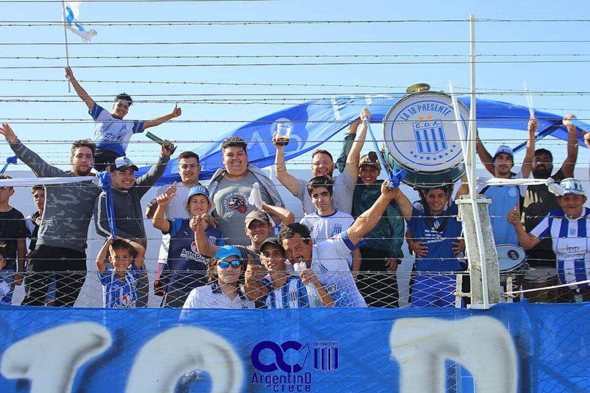 Mucha gente está acompañando a Argentino en este momento tan importante. (Facebook Argentino Crece).