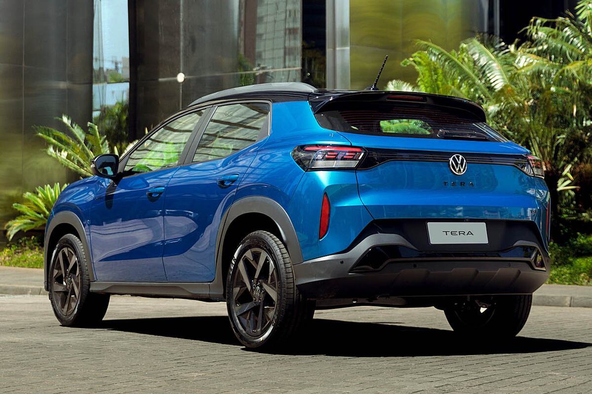 Se destacan las líneas más suaves y fluidas respecto a los otros modelos de VW y del mercado en general. Cada detalle está cuidado, como los faros traseros que cambian de posición en el frenado.