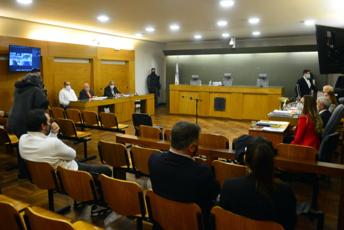 Sala. La segunda audiencia permitió apreciar los videos de la denunciante. (Nicolás Bravo/La Voz)