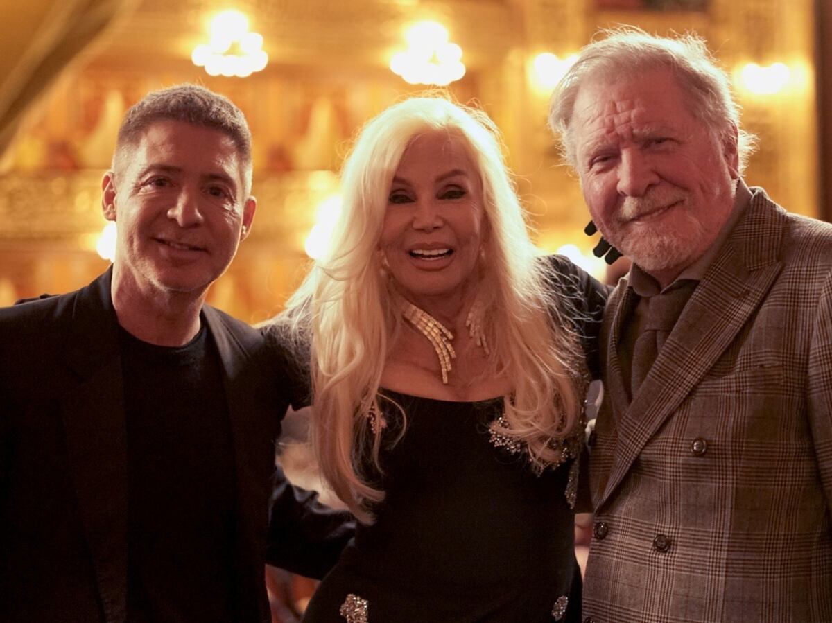 Susana Giménez, junto a Suar y Arturo Puig. (Clarín)